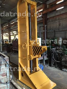 Домкрат тепловозный ДТ-30 электрический